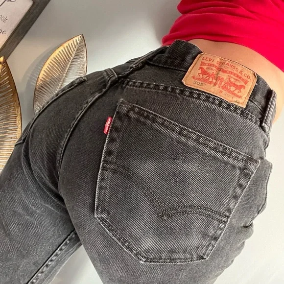 RARE 505 Levi’s Vintage High Waisted Black Jeans - Picture 2 of 14